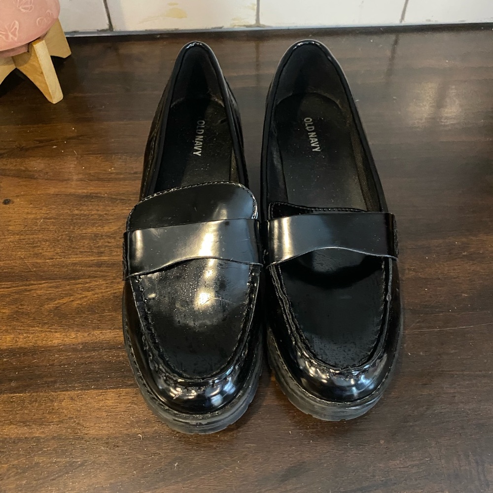 Old Navy Patent Loafers Size 8
